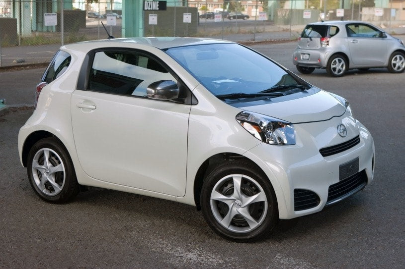 Scion iQ Seat Belt Extender