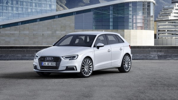 Audi A3 Sportback e-tron Seat Belt Extender